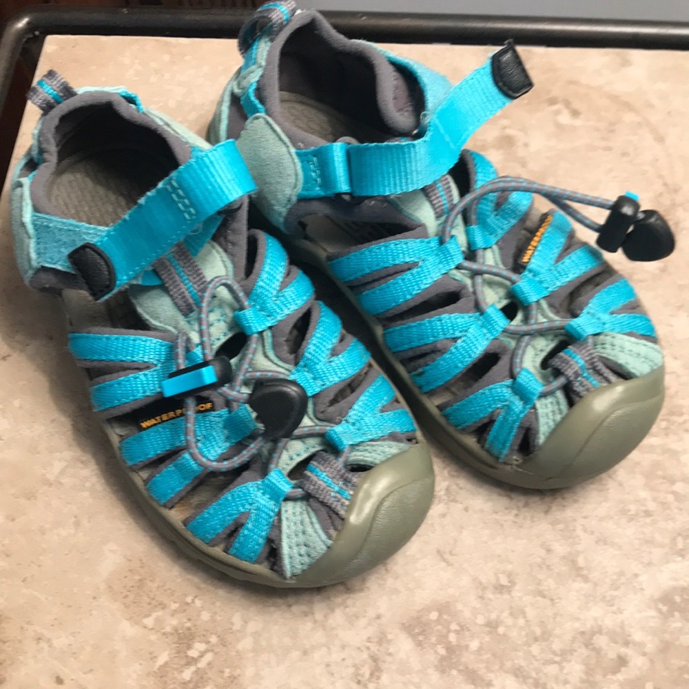 Keen shoes